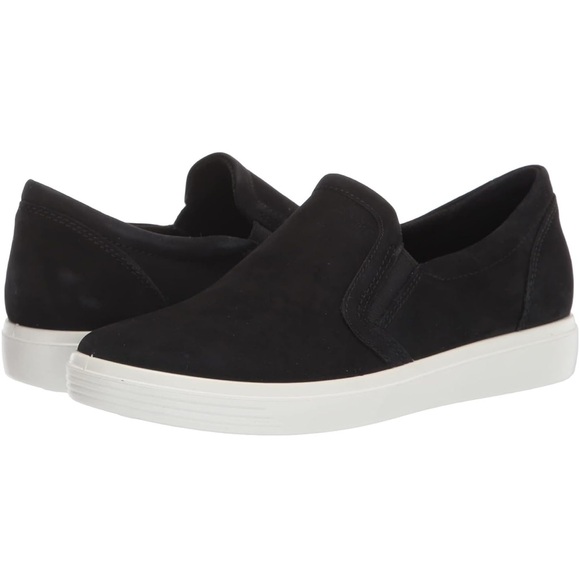 Ecco Women's Black leather Slip-On Sneakers - Picture 2 of 8
